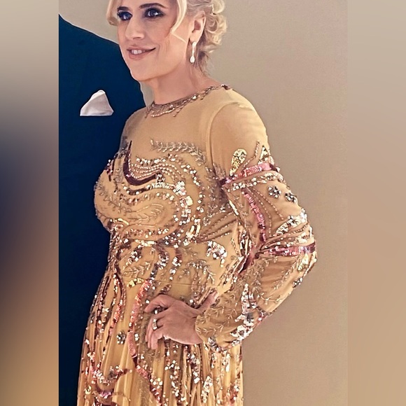 MAC DUGGAL EMBELLISHED ILLUSIONIST GOWN SIZE 8 - Picture 5 of 7